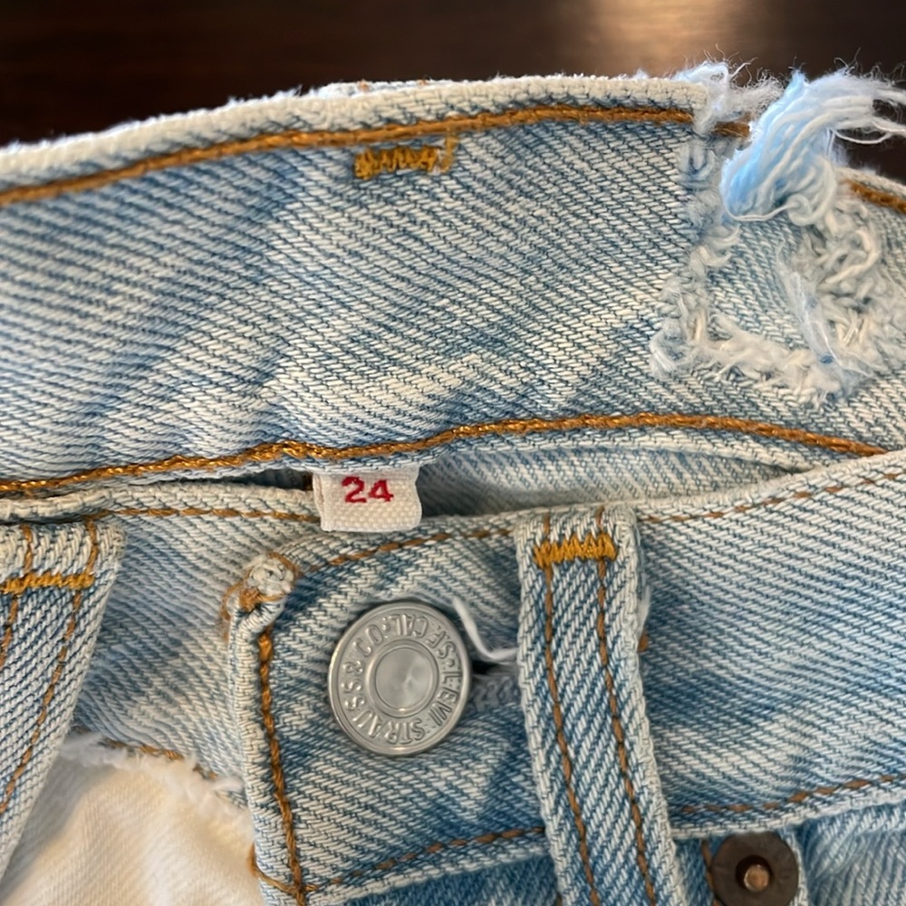 Levi’s Premium Reworked Jeans - Picture 5 of 14